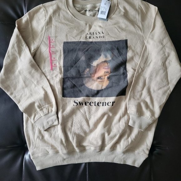 Ariana Grande Sweetner  Sweatshirt - Picture 5 of 7